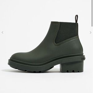 Bimba y Lola green boots new (never worn). Size XL (US 9-10)